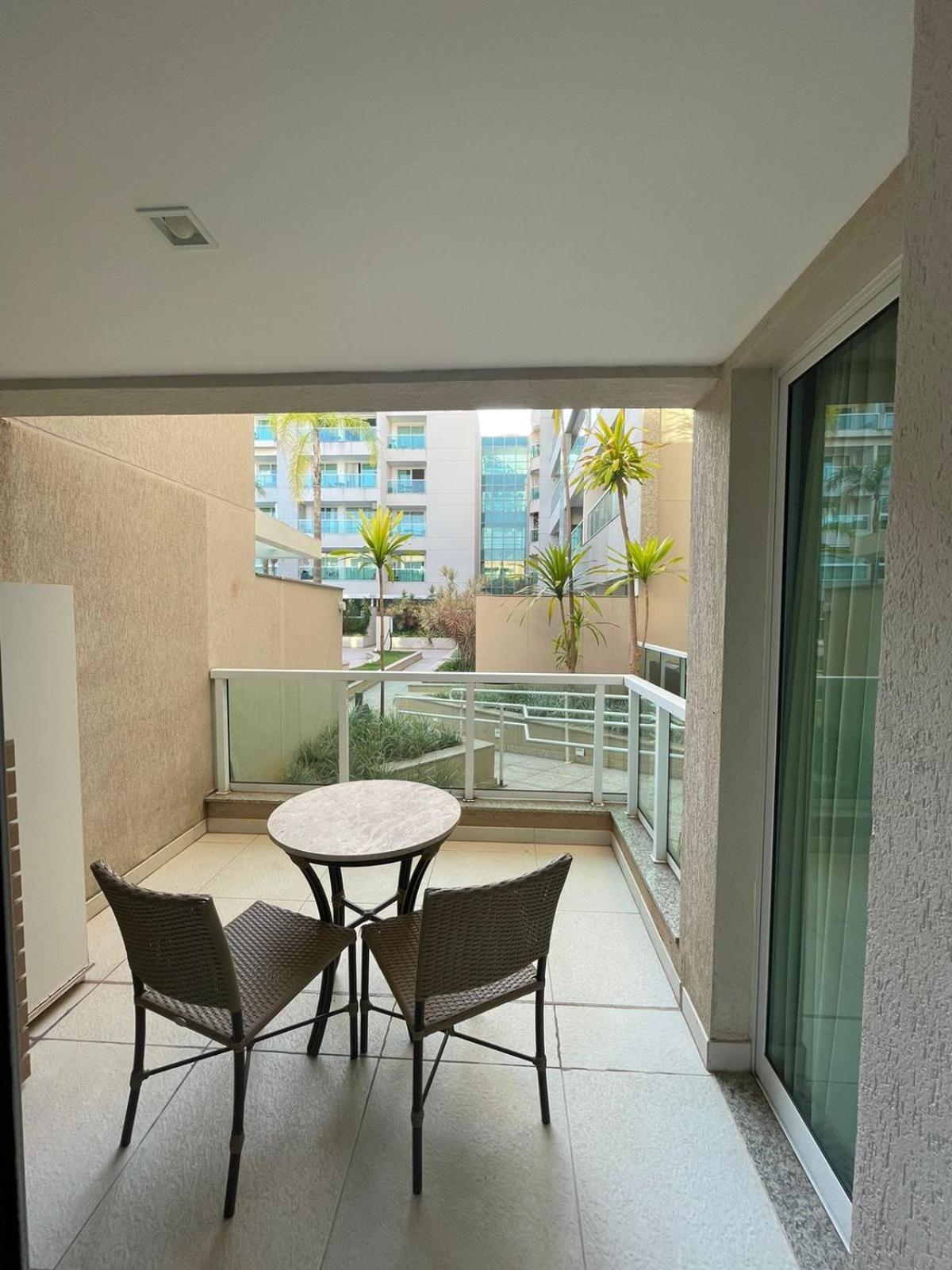 Estiloso Flat Brisas Do Lago Com Terraco Brasília Luaran gambar
