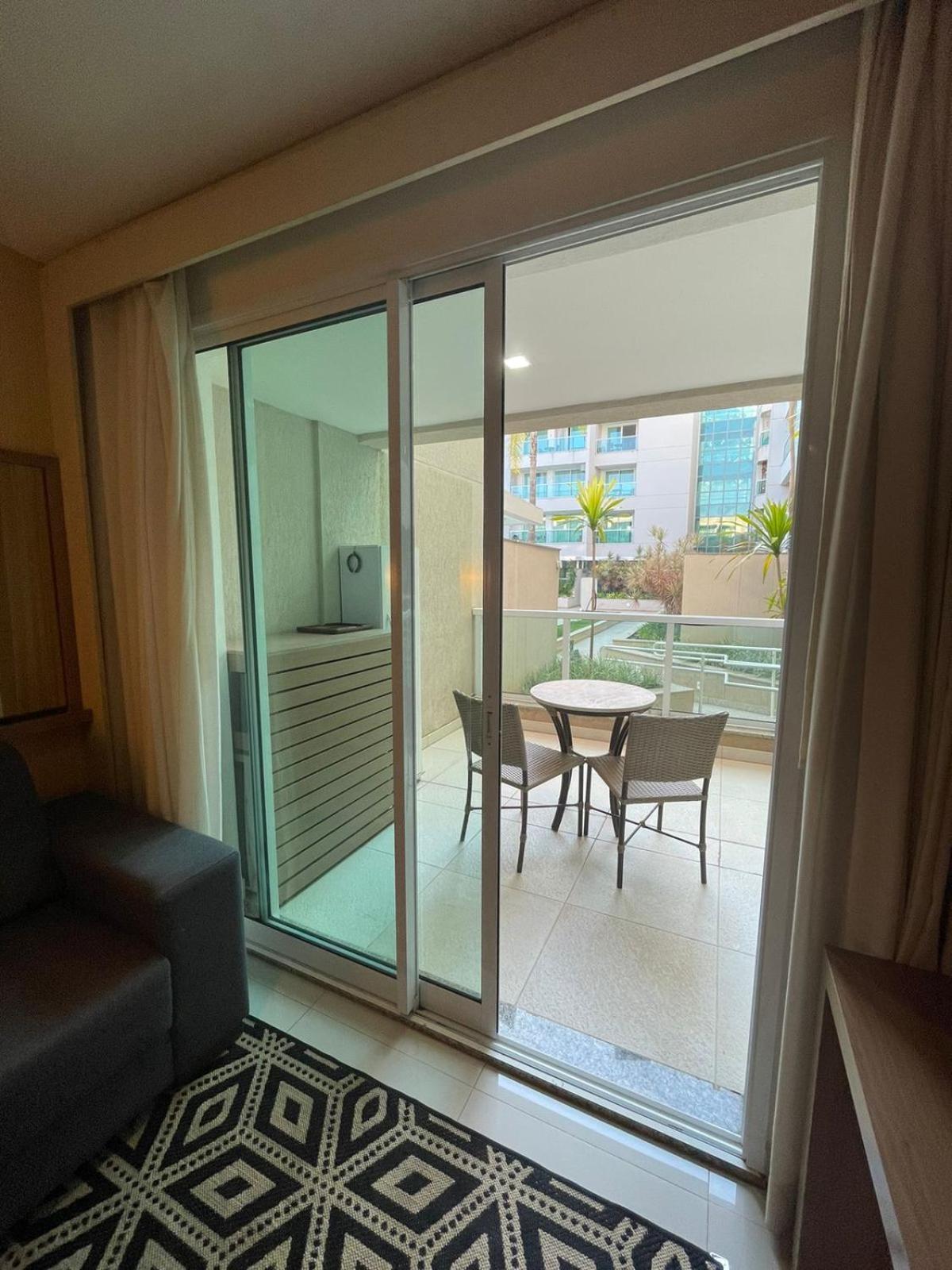 Estiloso Flat Brisas Do Lago Com Terraco Brasília Luaran gambar